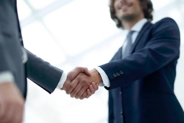 Close up image of business handshake at meeting. — Stock Photo, Image