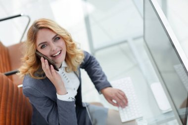 portre. iş kadın Smartphone'da söz