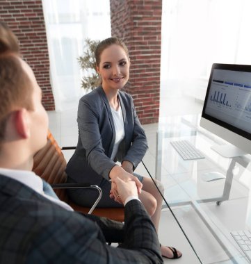 Masa başında iş arkadaşlarınızla karşılıklı