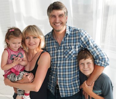 Güzel bir aile portresi