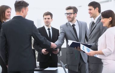 karşılıklı iş ortakları finansal işlem önce