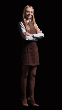 başarılı genç iş kadını. Karanlıkta izole. tam büyüme içinde fotoğraf