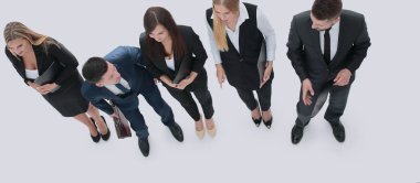 üst üste beyaz bir arka plan üzerinde izole iş grubu