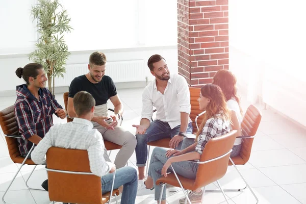 gençlerin yaratıcı ekibi.