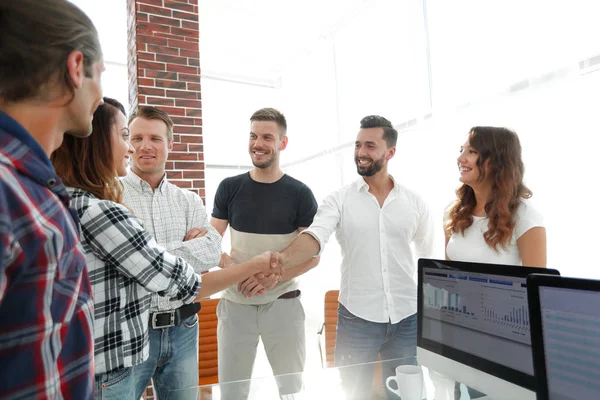 Friendly handshake of partners in the office — Stock Photo, Image