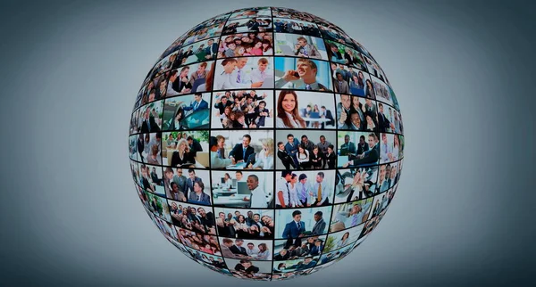 Un globe est isolé sur un fond blanc avec beaucoup de gens d'affaires différents — Photo