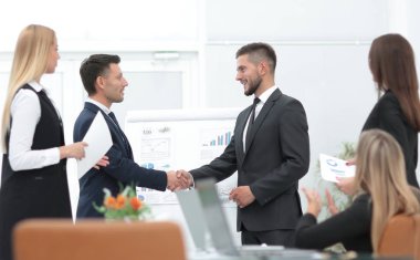 bir iş sunumu önce karşılıklı iş ortaklarının.