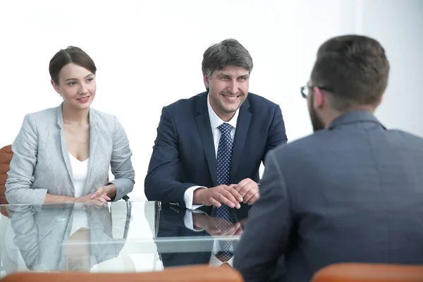 Gli avvocati discutono l'accordo contrattuale — Foto Stock