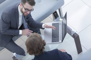 portre .conversation iş arkadaşları