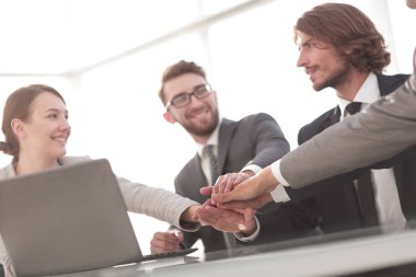 Başarılı girişimciler bir takım içinde çalışma