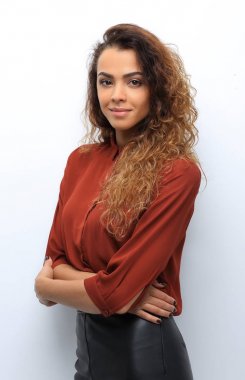 Yakın plan. Başarılı bir genç kadın..