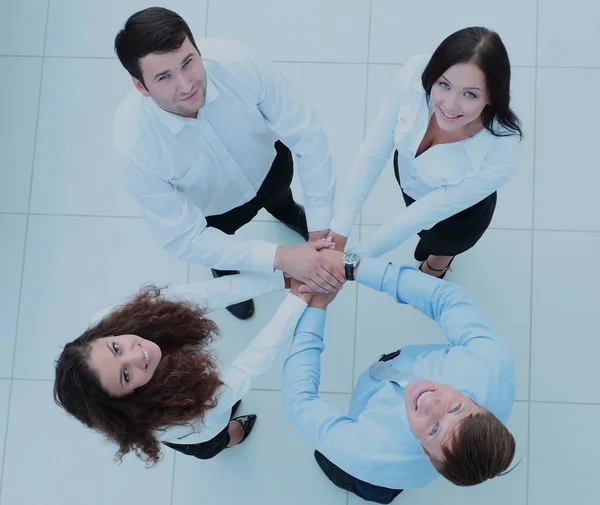 Concept of friendship in the team : the business team was in a c — Stock Photo, Image