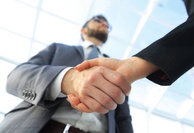 İş ortaklığı toplantı kavramı. Görüntü businessmans handsha