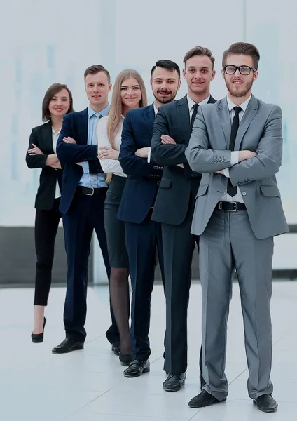 Feliz equipo de negocios sonriente en la oficina — Foto de Stock