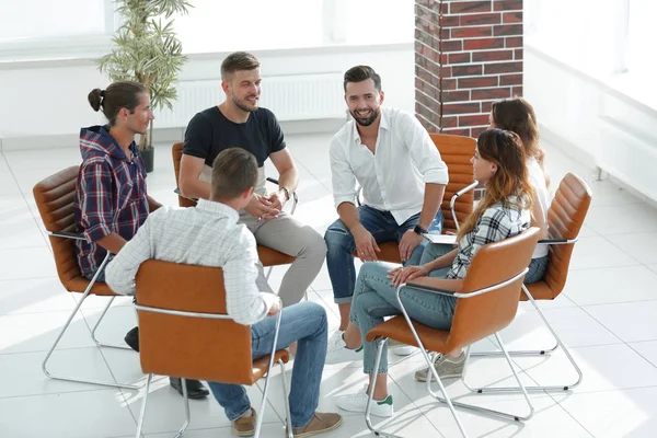 gençlerin yaratıcı ekibi.