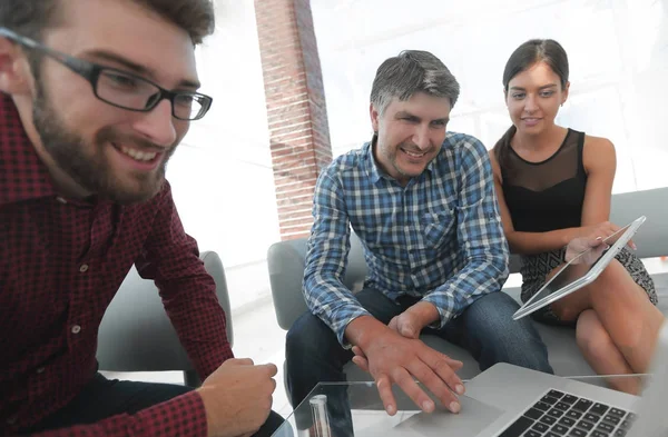 Group of creative worker brainstorm together in office — Stock Photo, Image