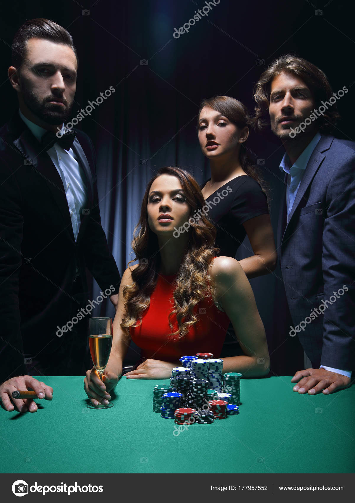 SCARICA SCOMMETTENDO POKER