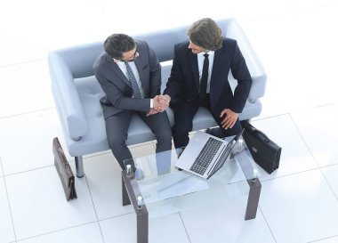 En baştan görüntüleyin. karşılıklı iş arkadaşları.