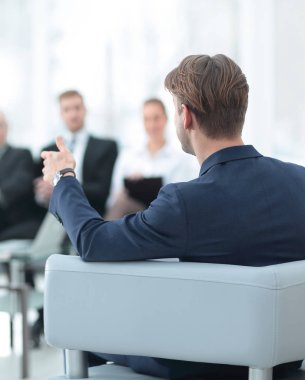 blurred.businessman bir toplantı yapılması görüntüdür