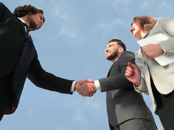 Business di successo gente stretta di mano saluto affare concetto — Foto Stock