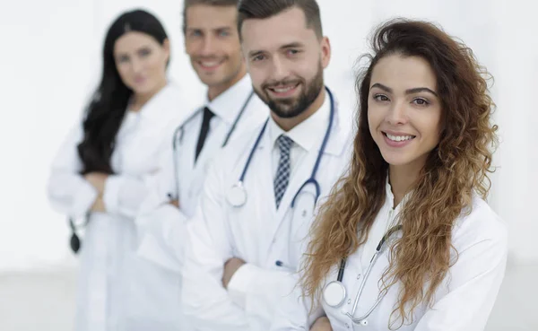 Equipe médica em fundo branco — Fotografia de Stock