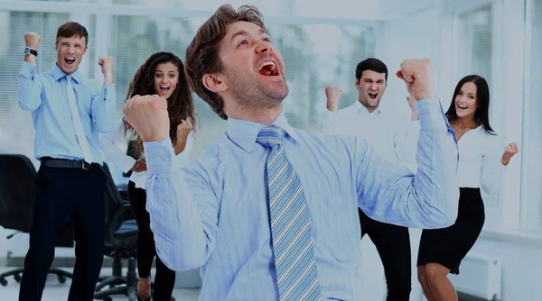 Retrato do grupo de negócios bem sucedido feliz no escritório — Fotografia de Stock