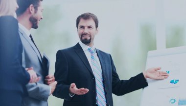 Toplantı edinme tartışırken iş takım