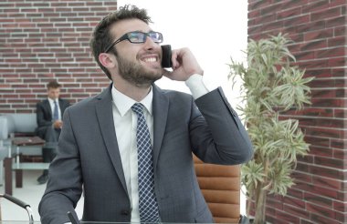 bir istemci için smartphone üzerinde söz avukat