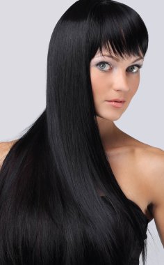 gri bir arka plan üzerinde izole kadın yakın çekim