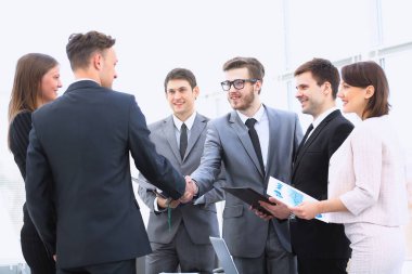 hoş geldiniz ve karşılıklı iş ortakları brifing üzerinde