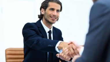 el sıkışma Yöneticisi hem de istemcide ofiste oturan