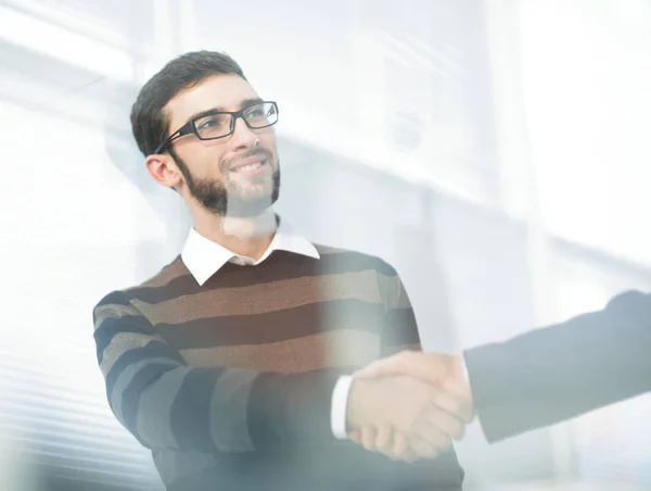 Closeup. handshake of the employees of the company — Stock Photo, Image