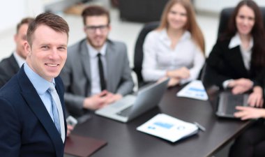 Proje Yöneticisi iş takım arka plan üzerinde