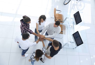 Gençler top.creative grubundan görüntülemek