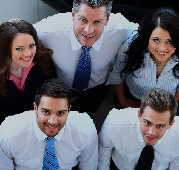 Retrato de pessoas de negócios sorridentes. Vista superior . — Fotografia de Stock