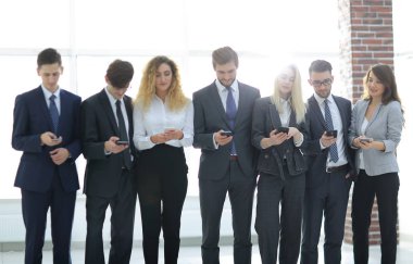 iş takım Smartphone'a ofisinde arıyor