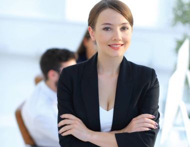 Kendine güvenen modern iş kadını