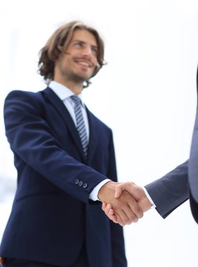 Bir iş tokalaşmasının kapanışı