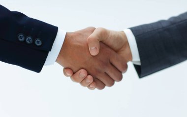 İş adamlarının el sıkıştığı bir anlaşma.
