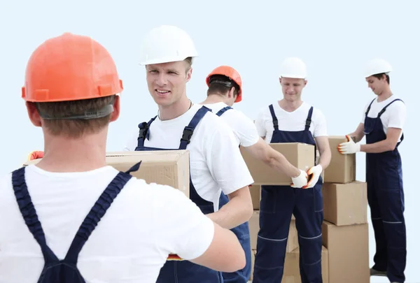 Grupp av människor byggare med lådor — Stockfoto