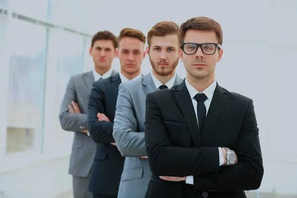 Gruppo di business team di successo in piedi in fila — Foto Stock