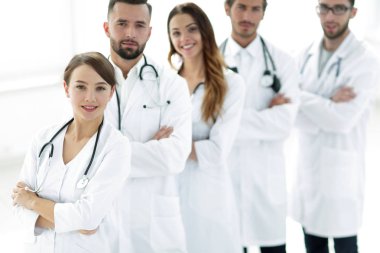 kadın-çocuk doktoru meslektaşları arka plan üzerinde