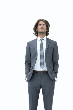 Beyaz arka plana bakan zarif insanlar.