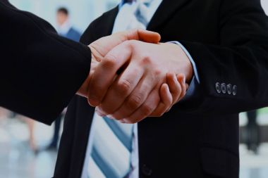 Tokalaşan İş Adamlarının Kapanışı.