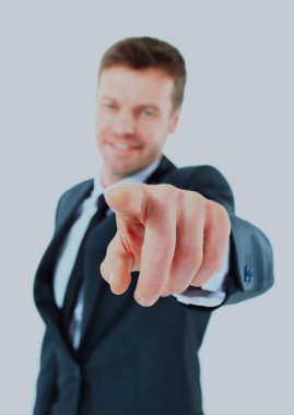 sunulması ve beyaz arka plan üzerinde izole metin kopyalama yeri olan gösterilen mutlu iş adamı.