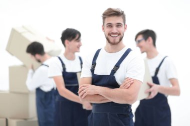 işçiler kutularını boşaltın.