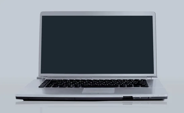 Laptop isolato su sfondo bianco . — Foto Stock