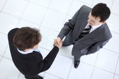 İş ortakları toplantıdan önce