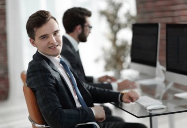 Ofiste iş adamı portresi