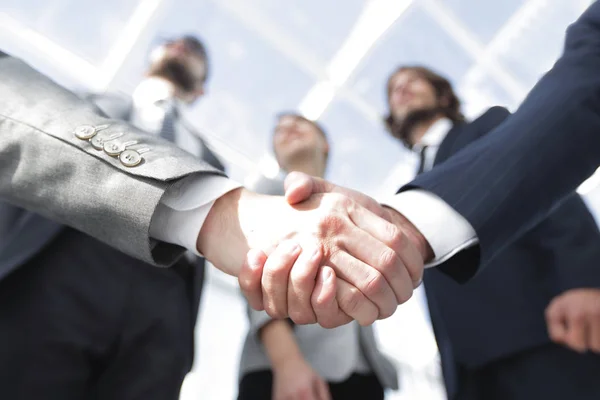 In the foreground.handshake of business partners — Stock Photo, Image